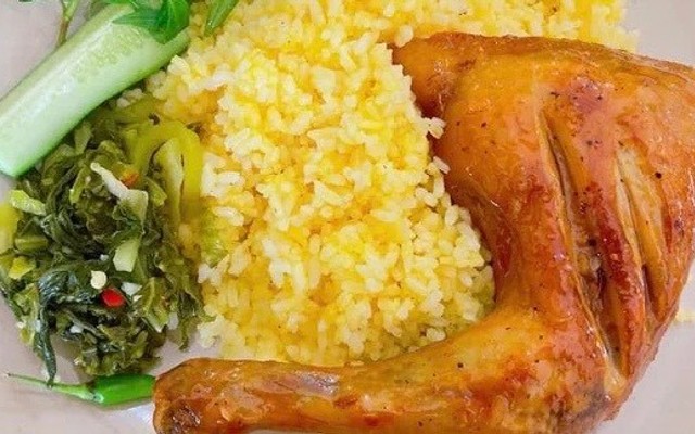 Cơm Gà Tây Đô - Nguyễn Văn Cừ