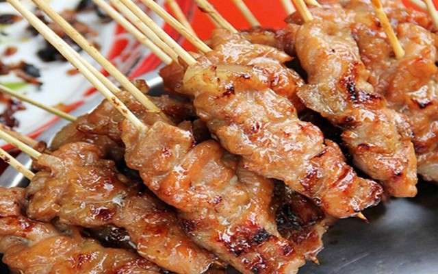 DUMO - Thịt Xiên, Bún Chả & Bánh Mì