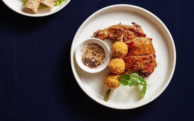 Nhà Hàng Hoa Túc - Ẩm Thực Việt Nam