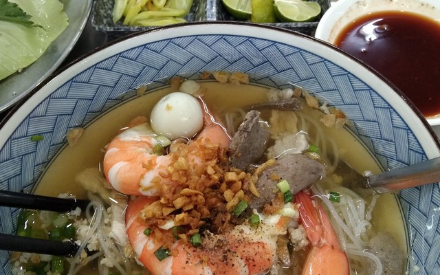 Đạt Thành - Hủ Tiếu Nam Vang - Cách Mạng Tháng 8