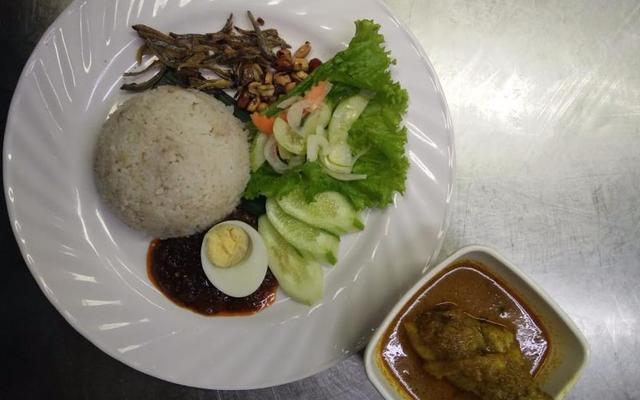 Dnyonya - Halal Food