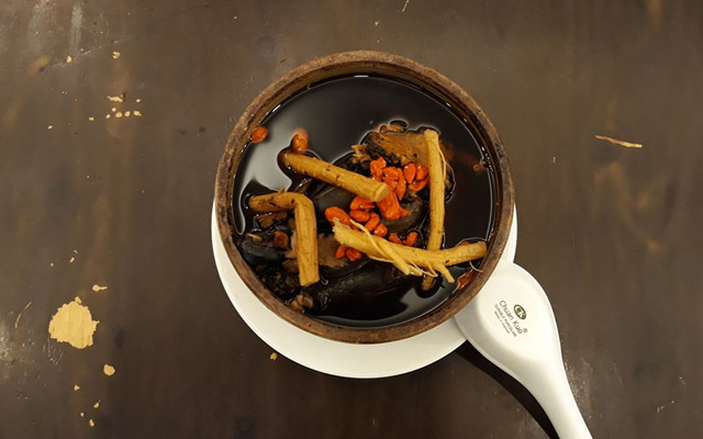 Gà Tiềm Vinh Hòa