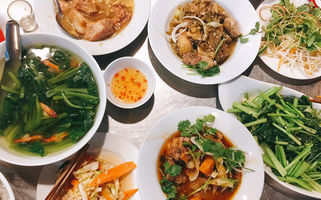 Cơm Sài Gòn Ngã 5