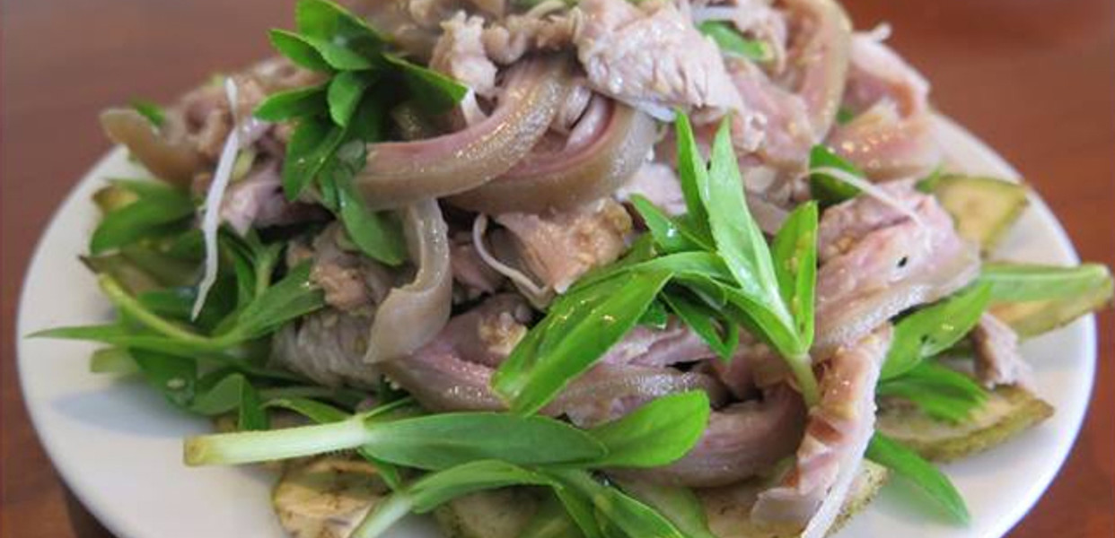THỰC ĐƠN ĐA DẠNG CÁC MÓN LẨU DÊ THƠM NGON HẤP DẪN