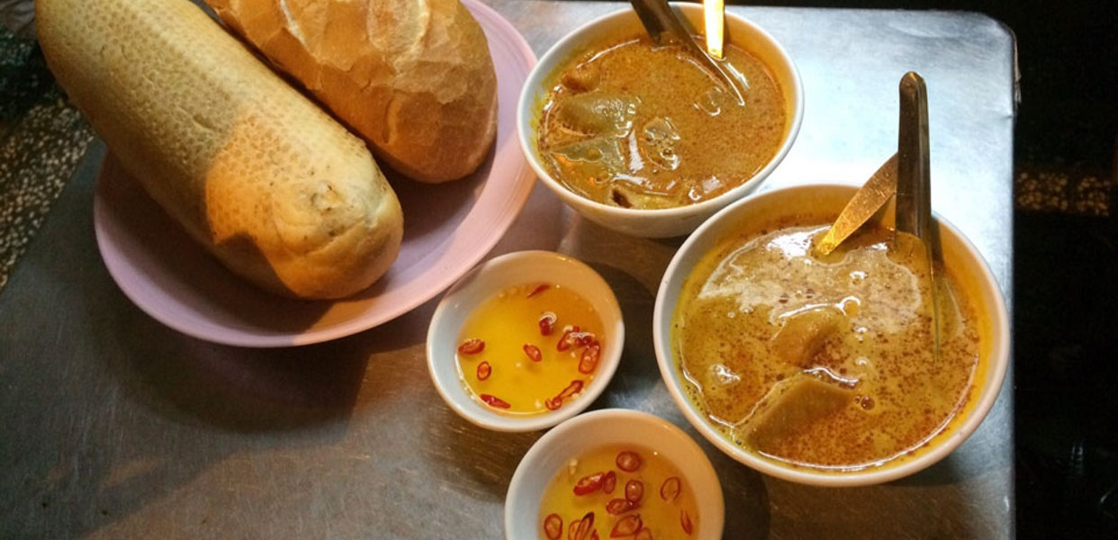 Phá Lấu Bò Bà Hạt
