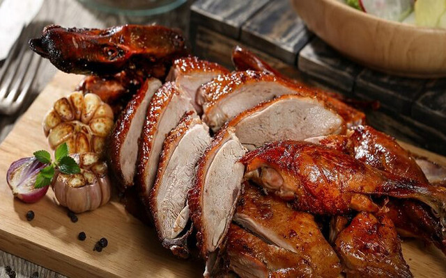 Vịt Cỏ Vân Đình - 55 Trần Quốc Hoàn