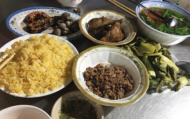 Bà Hai Kính - Gà Ri 58 - Quan Nhân