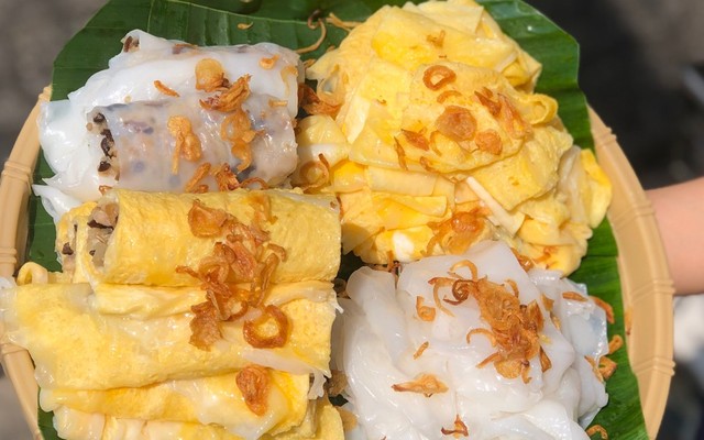 Bánh Cuốn Nóng 16