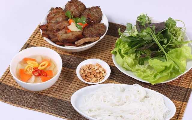 Bún Chả Vân Anh - Nguyễn Trọng Tuyển