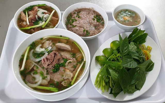 Phở Phong Cách - Lê Văn Sỹ