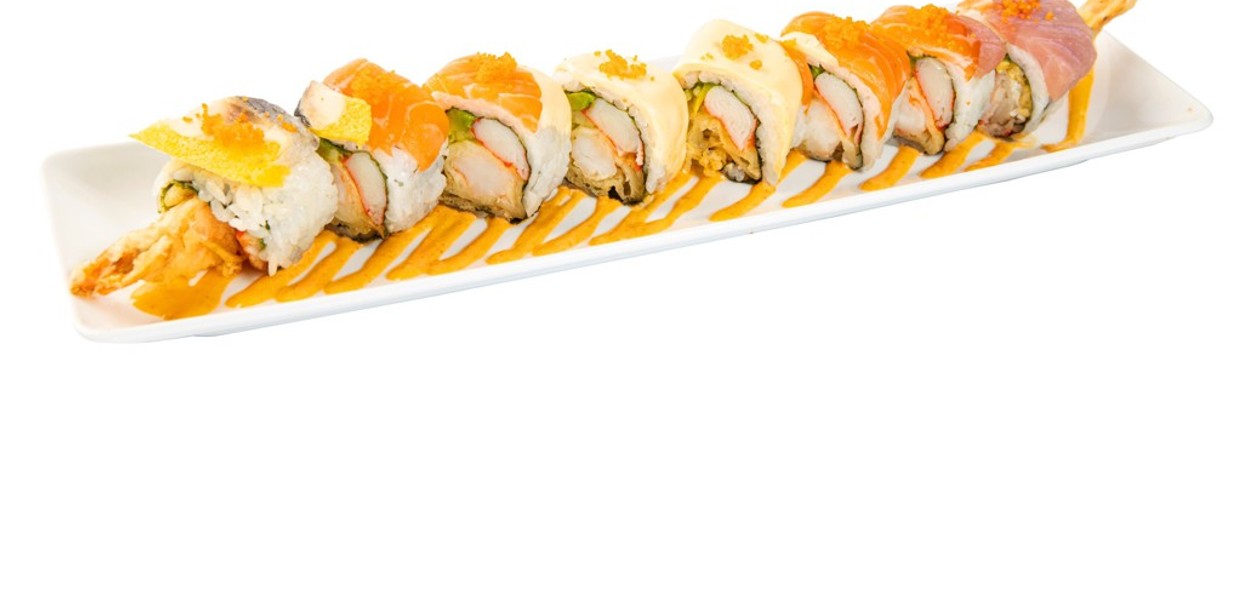 KHÔNG GIAN NHỎ GỌN ẤM CÚNG TẠI SUSHI M&H QUẬN 5