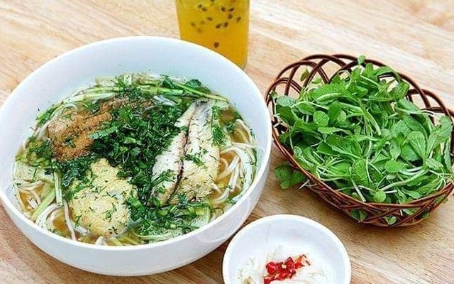 Duy Bình - Bánh Đa Cá Rô Đồng & Bún Miến Lươn