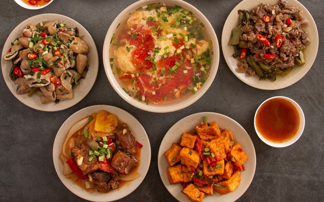 Cơm Rang Dưa Bò Bà Dung