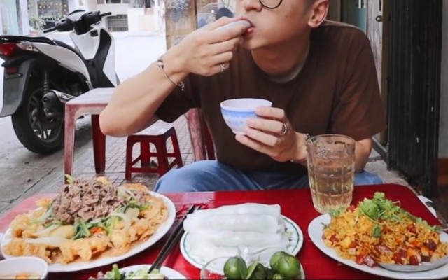 Phở Cuốn Chinh Thắng