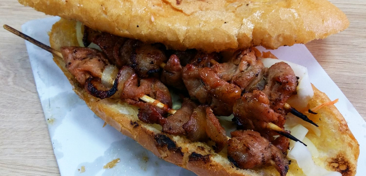 Kim Oanh - Bánh Mì Bơ Mật Ong & Thịt Xiên Nướng