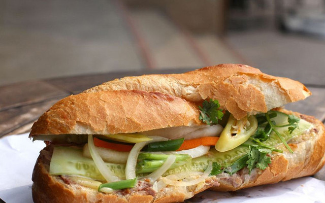 Bánh Mì 24 - Trần Nhân Tôn