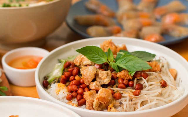 Quán Huế O Mân