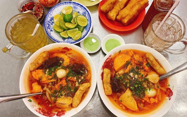 Cô Diệu - Bánh Canh Cua - Nguyễn Kiệm