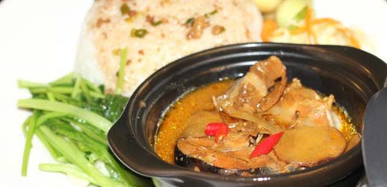 MÂM CƠM VĂN PHÒNG ĐỦ CHẤT ĐƠN GIẢN MÀ DINH DƯỠNG CAO