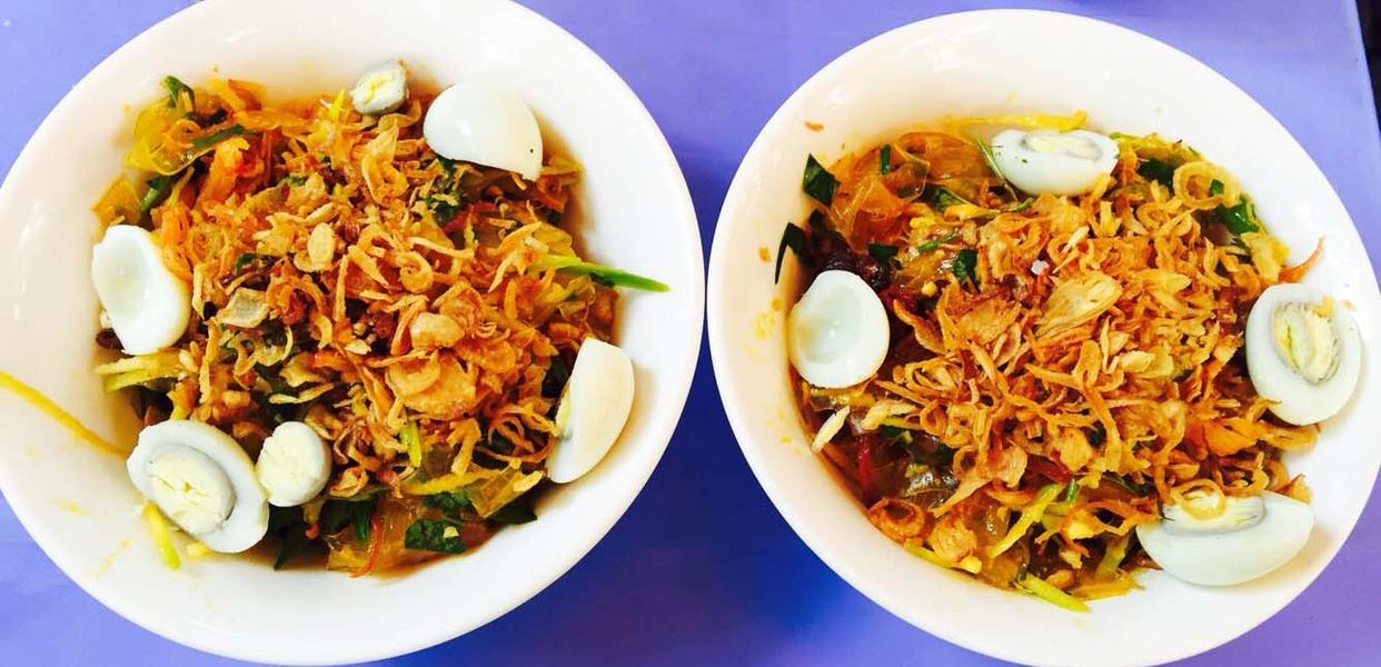 Địa điểm: Bánh Tráng Trộn - Cô Hằng