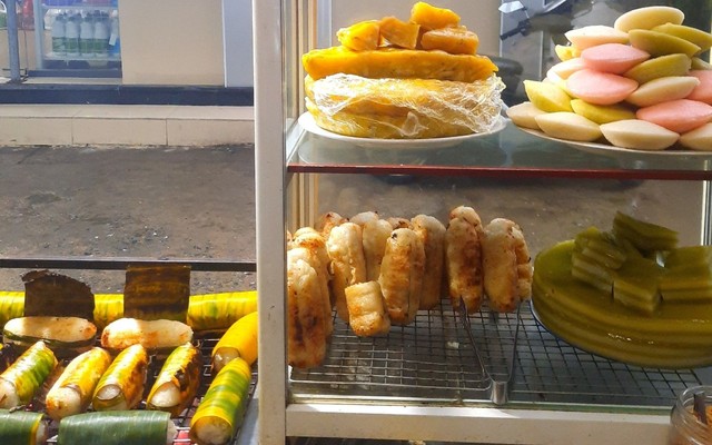 Quán Thúy - Chuối Nếp Nướng