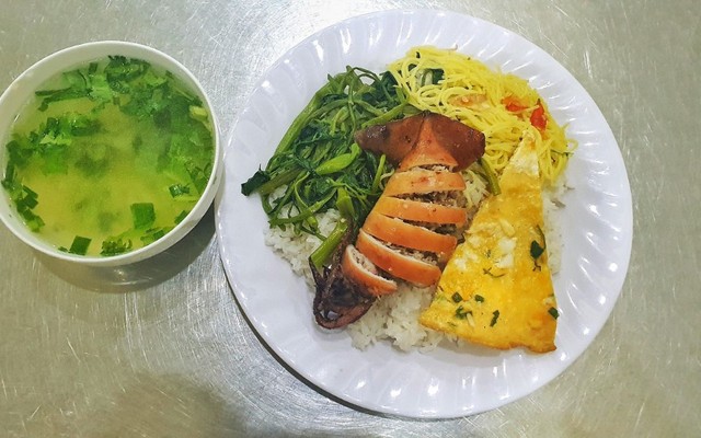 Cơm Kim Long - Ngô Gia Tự