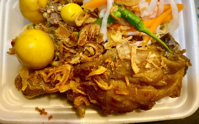 Xôi Gà Tân Định 315 - Trần Quốc Toản