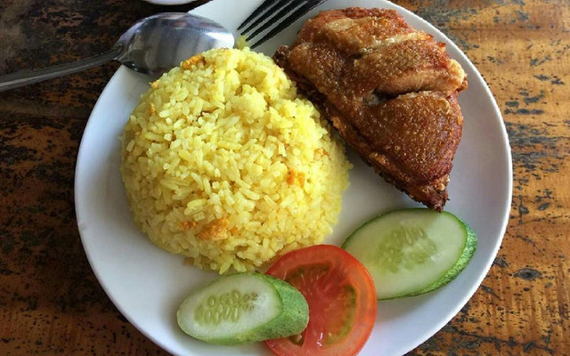 Cơm Gà Quay A Tý - Đỗ Bá