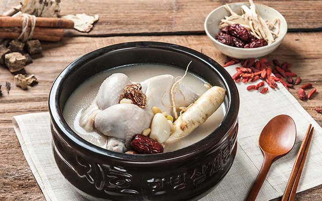 Nhà Hàng Chum - Gà Tần Sâm