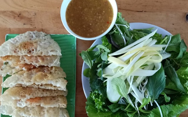 Bánh Xèo Cô Nguyệt