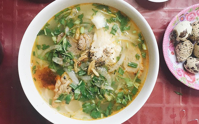 Phượng - Bánh Canh Cá Lóc