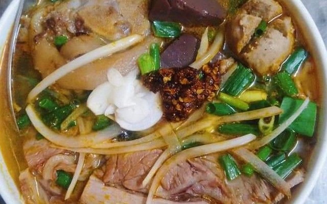 Bún Bò Huế Hợp - Bún Trộn Bò Nam Bộ & Nem Nướng Nha Trang