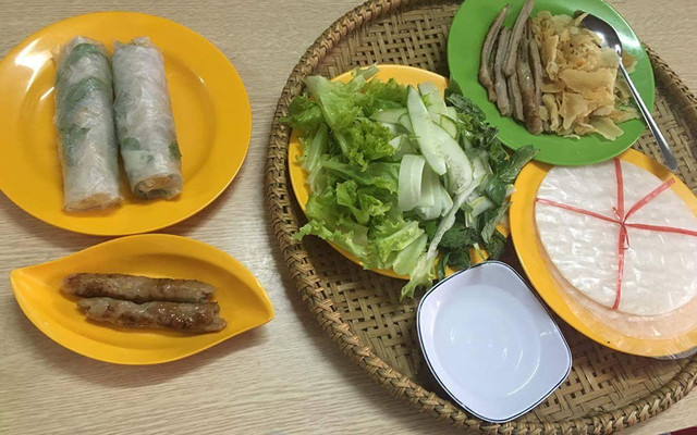 Nem Nướng & Bánh Tráng Cuốn - Nguyễn Gia Trí