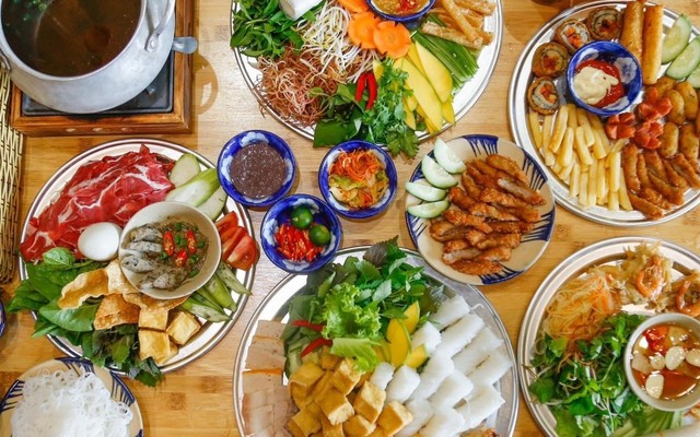 Bún Đậu Mắm Tôm Gia Di