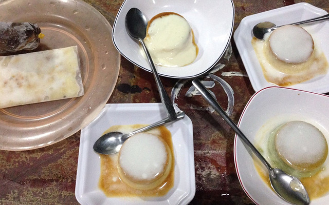 Phước Nguyên - Kem Flan - Yaourt & Chè Chuối