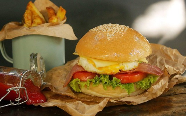 Burger Viet - Bánh Mì, Mỳ Ý & Gà Rán - 177 Cách Mạng Tháng 8