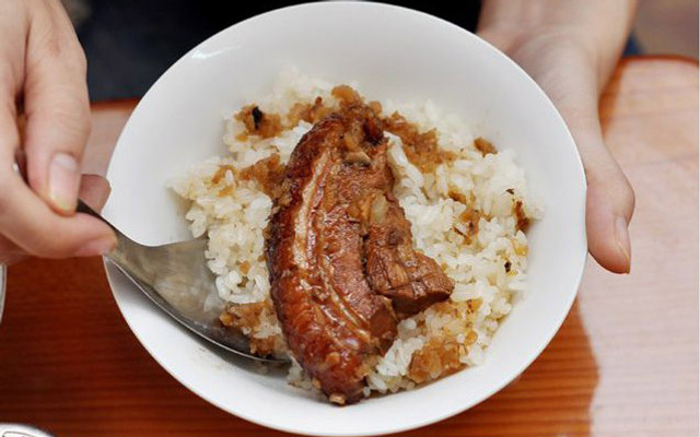 Xôi Thịt Ngã 3 Hàng Kênh - Tô Hiệu