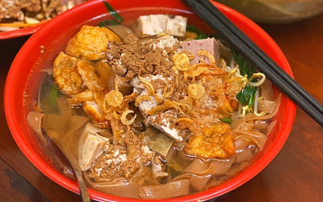 Phượng - Miến & Bánh Đa Cua - Ngõ 135 Đội Cấn