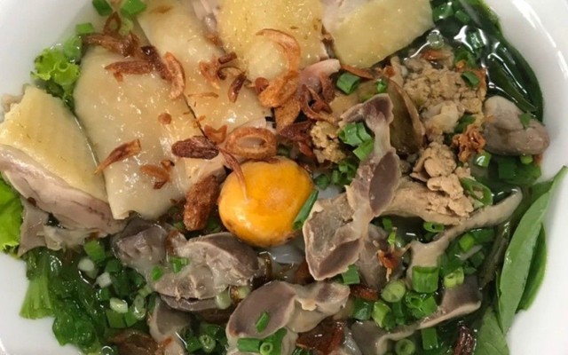 Hủ Tiếu Mì Gà Nguyễn Kim - Nhật Tảo