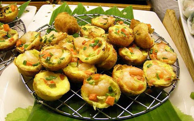 Dung - Bánh Căn & Bánh Cuốn