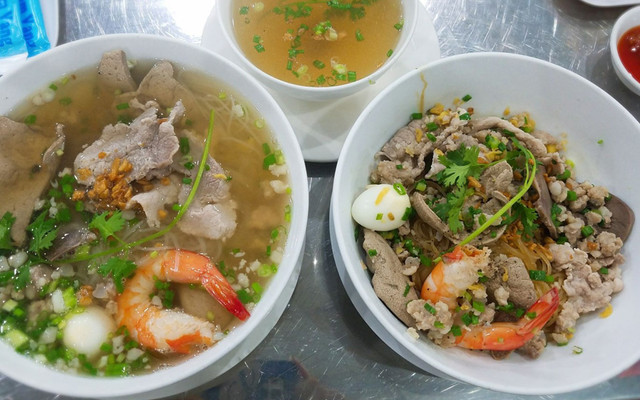 Khu Ẩm Thực Phố Đông 24h