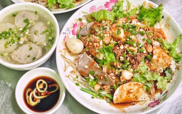 Bà O - Bún Bò & Hủ Tiếu Sa Đéc
