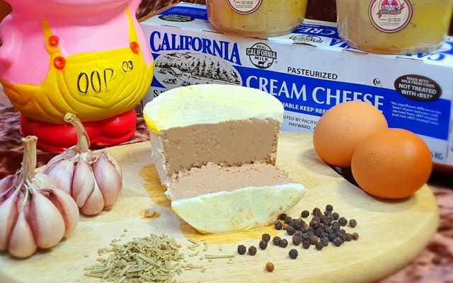 Quán Cô Tuyền - Dừa Xiêm & Dừa Nướng - 319/22 Lê Văn Thọ