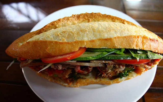 Sum - Lò Bánh Mì Điện
