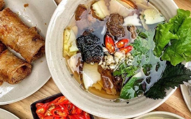 Bún Chả Đắc Kim - Hoàng Ngọc Phách