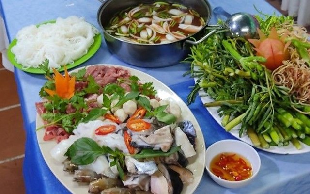 Hương Đồng Quê - Lẩu Gà Nồi