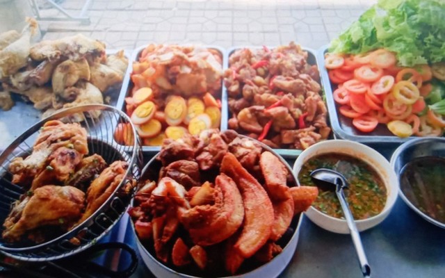 Phương Dung - Quán Cơm Gà