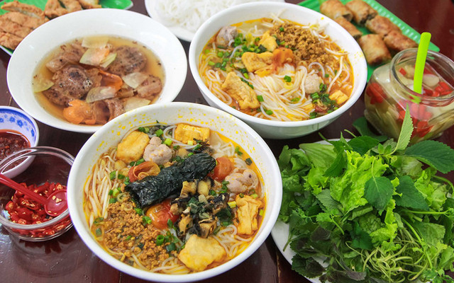 Tây Hồ Quán - 86 Quang Trung