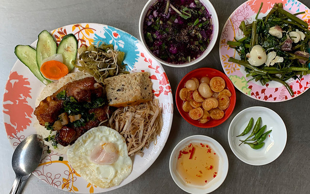 Cơm Tấm Cây Khế 1 - Nguyễn Oanh