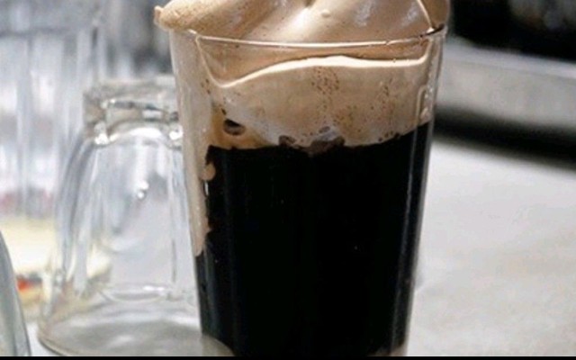 Cafe Bọt - Long Lý